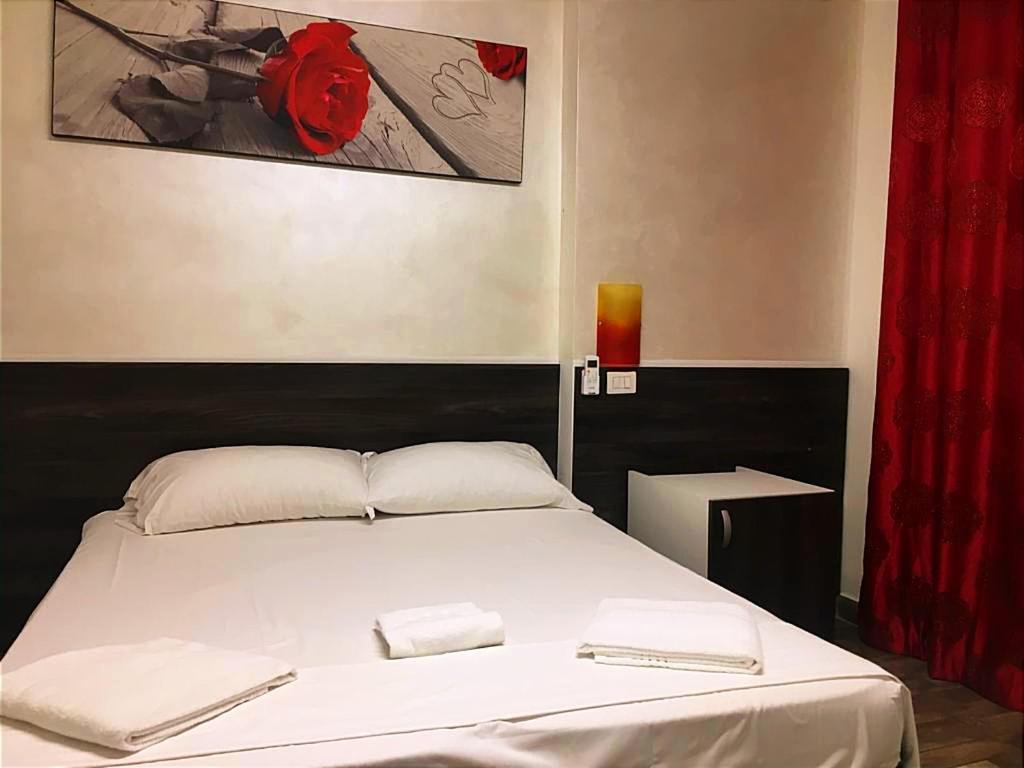Tiburtina Hotel Holiday Рим Екстер'єр фото