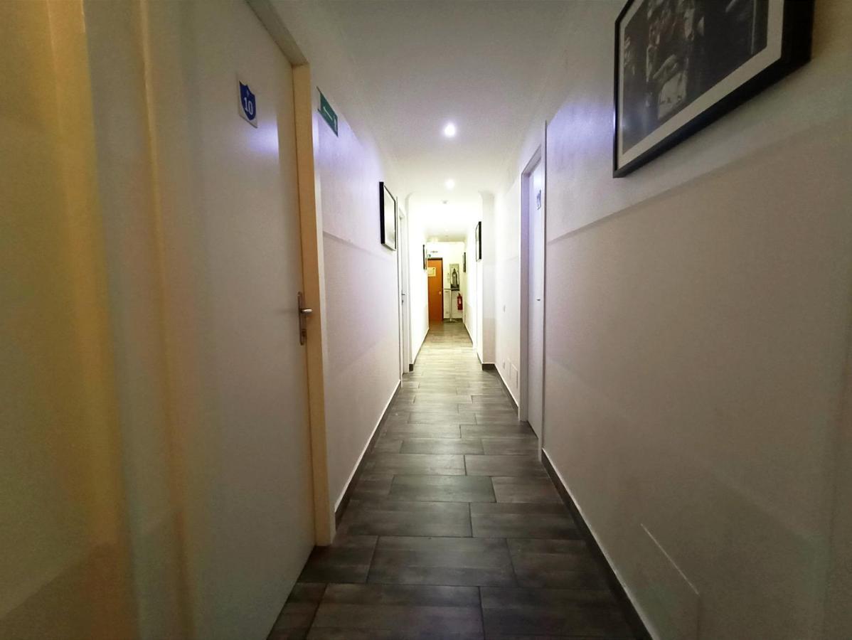 Tiburtina Hotel Holiday Рим Екстер'єр фото